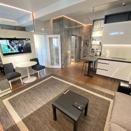 Rentnow Modern Lux Apartment In Centre Кишинёв Экстерьер фото