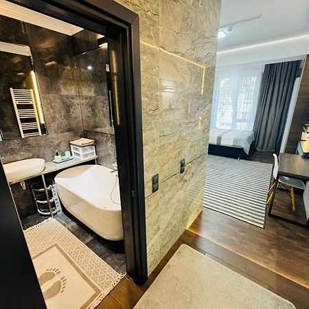 Rentnow Modern Lux Apartment In Centre Кишинёв Экстерьер фото