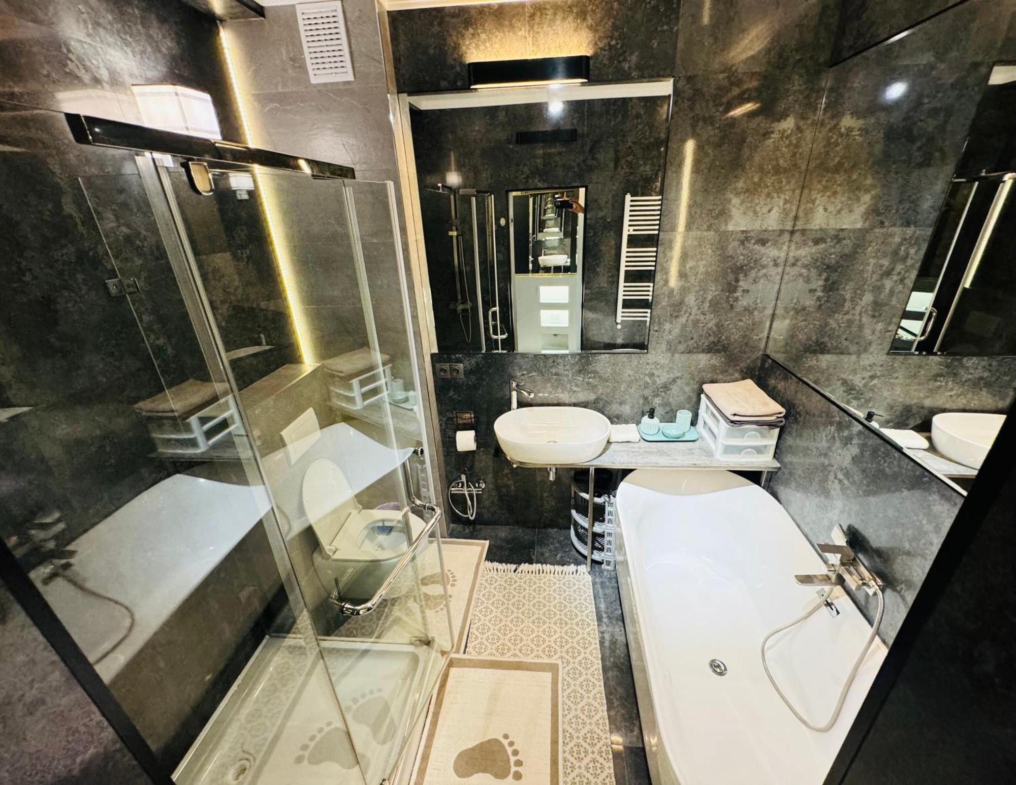 Rentnow Modern Lux Apartment In Centre Кишинёв Экстерьер фото