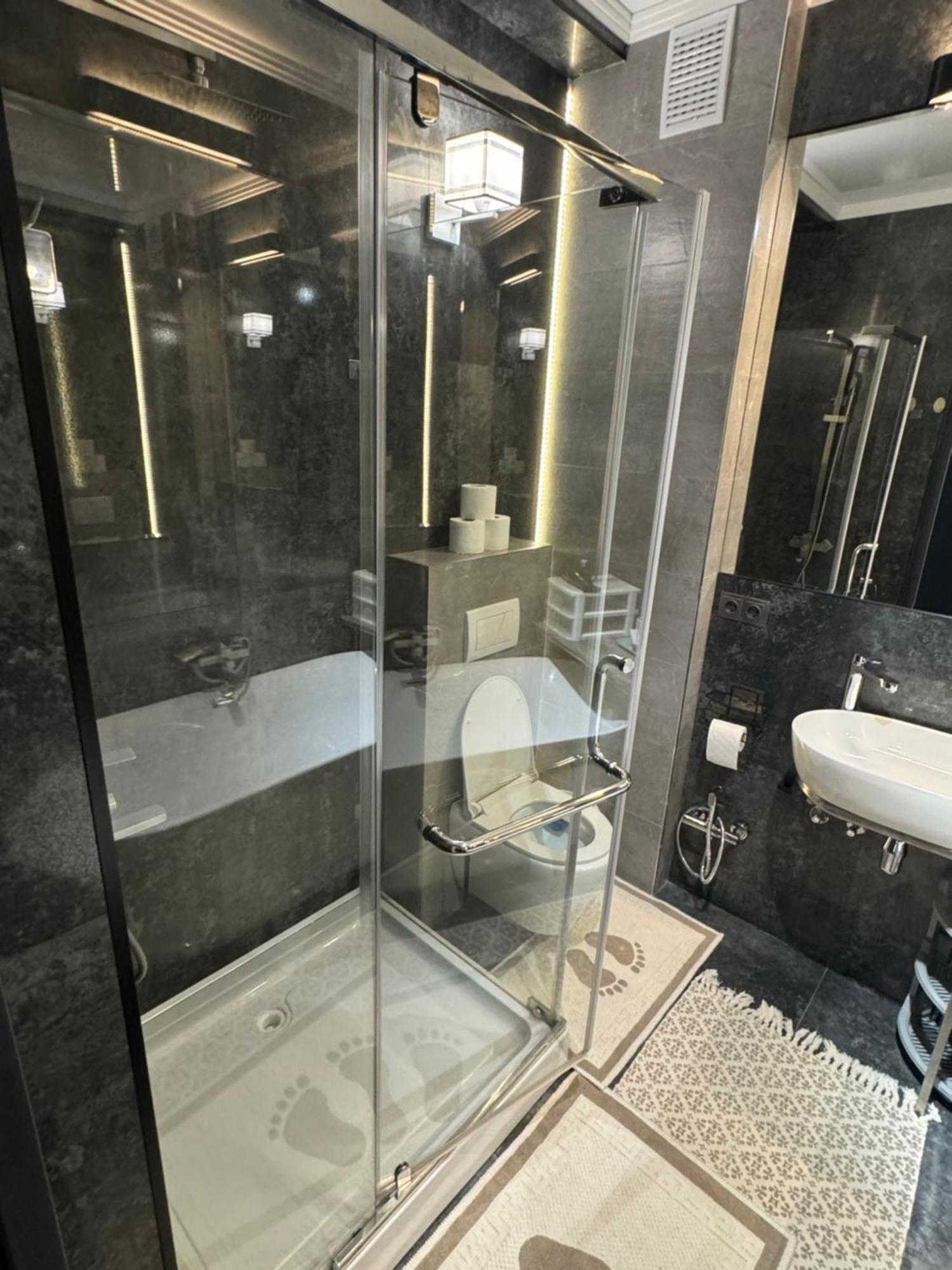Rentnow Modern Lux Apartment In Centre Кишинёв Экстерьер фото