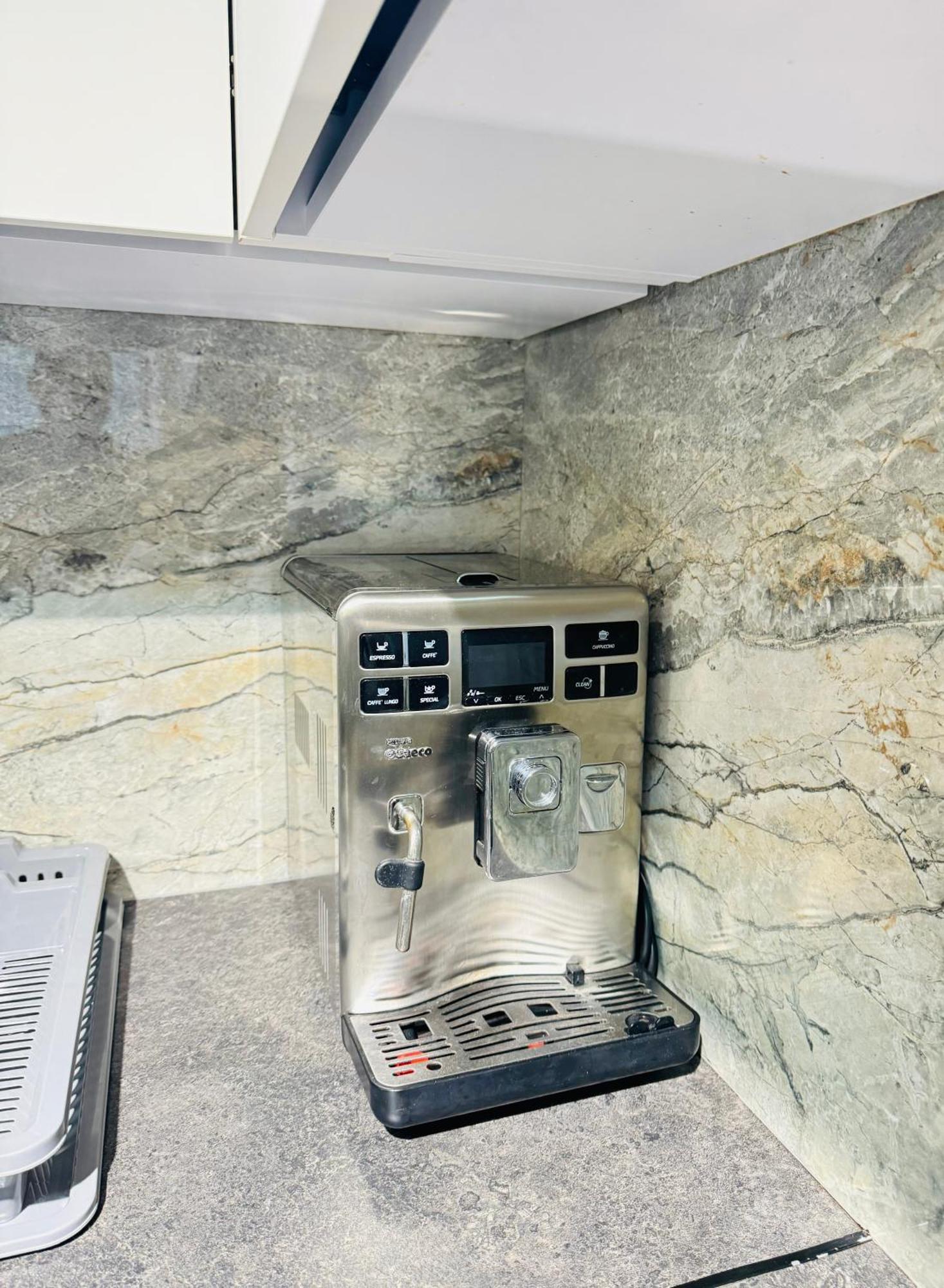 Rentnow Modern Lux Apartment In Centre Кишинёв Экстерьер фото